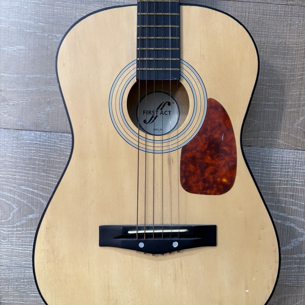First Act MSG-36 Parlor Acoustic Guitar Natural 6-String Right-Handed Beginner
